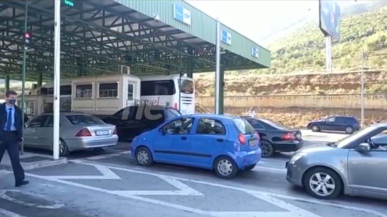 TRE DOZA VAKSINE PËR TË HYRË NË KOSOVË/ Ministria del me sqarim: Lejohet dhe me…
