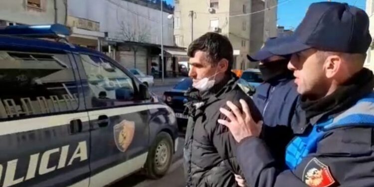 VRASJA NË KUÇOVË/ Rrëfehet Fetah Marra: Më kishte 60 mijë lekë borxh, shkova t’ia kërkoja lekët, por…