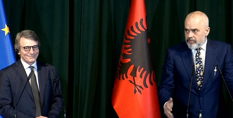 NDARJA NGA JETA E PRESIDENTIT TË PE, SASSOLI/ Rama: Çfarë trishtimi, la pas një boshllëk