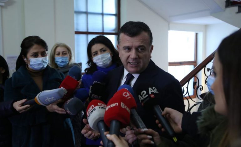 ZGJATJA E MANDATIT TË INSTITUCIONEVE TË VETTINGUT/ Balla: Nuk është iniciativë e PS-së! Është domosdoshmëri…