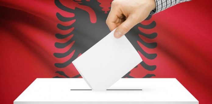 PUBLIKOHET LISTA E ZGJEDHËZVE PËR 6 MARSIN/ Mbi 650 mijë qytetarë me të drejtë vote, ja sa votojnë për herë të parë