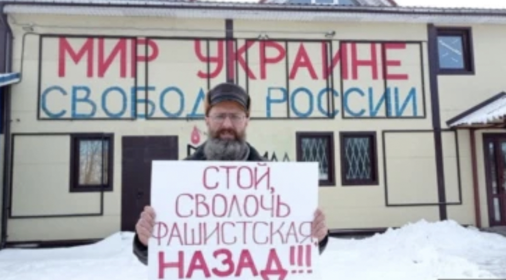 TË HABITUR DHE TË MASHTRUAR/ Qytetarët rusë përballë pushtimit të Ukrainës