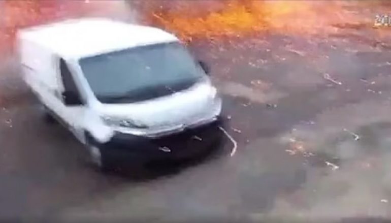 PAMJE TË RËNDA/ Momenti kur raketa ruse bie në mes të qytetit ukrainas