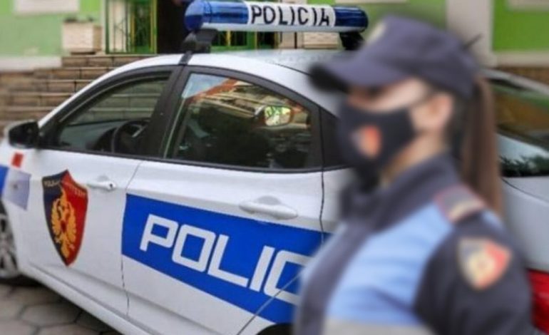 ZBARDHET DOSJA/ Si trafikoheshin makinat e vjedhura nga Kosova në Shqipëri, kush është policja që i kalonte në kufi