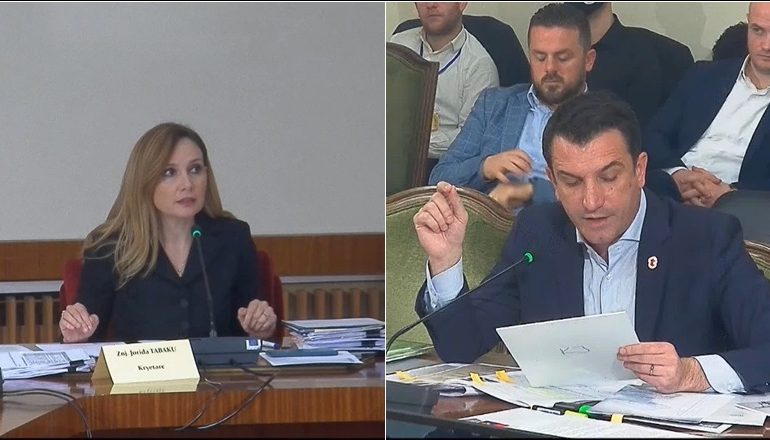 “PLAS” NE KOMISION/ Veliaj-Tabakut: Nuk të vjen turp, t’i çon pyetjet me mesazh Desada! Deputetja: Janë marrë kamerat e Kuvendit