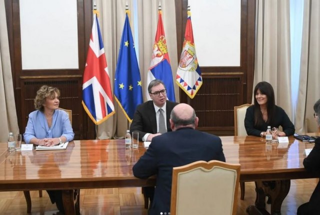DIALOGU PRISHTINË-BEOGRAD/ Vuçiç takohet me të dërguarin special të Britanisë: Serbia po përpiqet për një zgjidhje të…