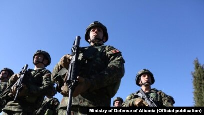 E FUNDIT! Shqipëria konfirmon dërgimin e trupave në Kosovë