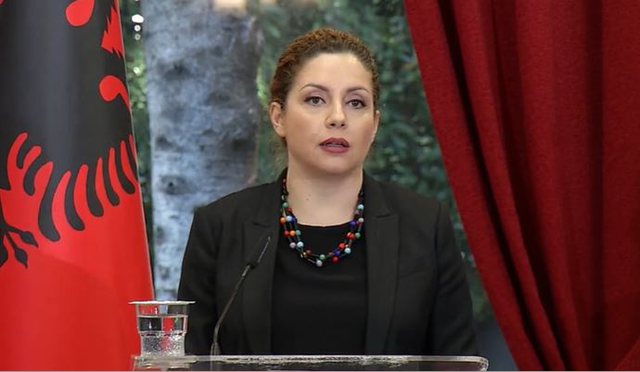 “RREZIKOHEN JETETËT E MILIONA NJERËZVE”/ Ministria e Jashtme shqiptare: Dënojmë sulmet e Rususë në Ukrainë