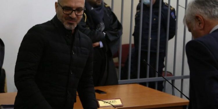 U LA I VEÇUAR PËR ARSYE SIGURIE/ Drejtoria e Përgjithshme e Burgjeve vendos sot se në cilin burg do vuajë dënimin Tahiri