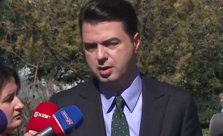 “S’I LUAN AS TOPI”/ Basha: Të enjten u nis arrestimi i një zyrtari të qeverisë…