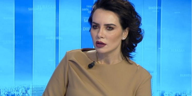 SULMON LSI/ Grida Duma: Mbijetoi nga partitë e tjera, po përfiton nga gjaknxehtësia e demokratëve që po tërheq Berisha