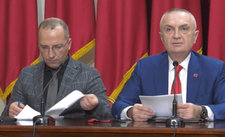 KONFERENCA/ Presidenti Meta: Nesër publikojmë përgjigjet e 72 pyetjeve dhe dorëzojmë padinë për Kuvendin