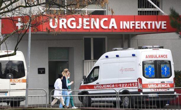 COVIDI NË SHQIPËRI/ Katër qytetarë humbin jetën! Ja sa të INFEKTUAR ka nê 24 orët e fundit