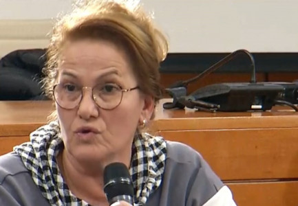 I DREJTOHET BERISHËS/ Aktorja e njohur: Je shumë vonë doktor, këta djemtë s’martohen dot