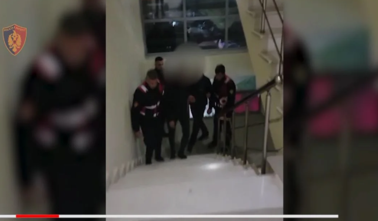 NGA KOKAINA E DERI TEK DHUNA NË FAMILJE/ Policia e Tiranës arreston 8 persona