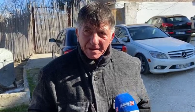 VRAU GRUAN ME THIKË/ I afërmi: Ai kishte probleme mendore, mbesa nuk divorcohej prej fëmijëve