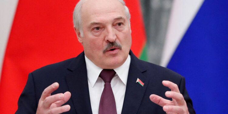 TRONDIT Lukashenko: Do vendosim sisteme raketore që të kontrollojmë situatën deri në Berlin