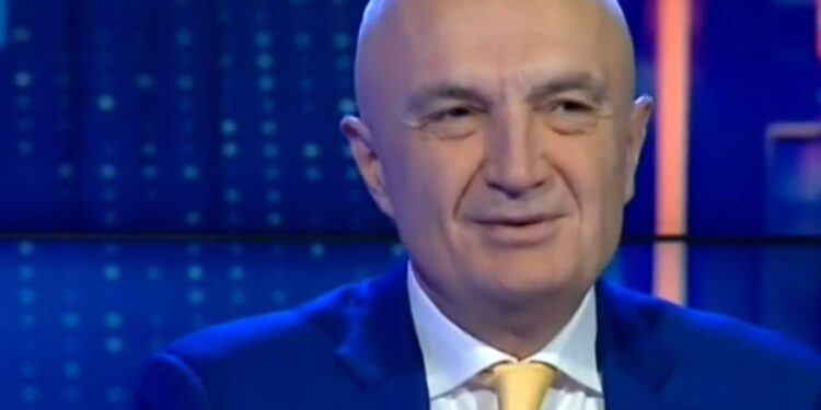 “NUK ME SHKARKON DOT NJERI MUA”/ Meta tregon pse nuk mori pjesë në seancën e Kushtetueses
