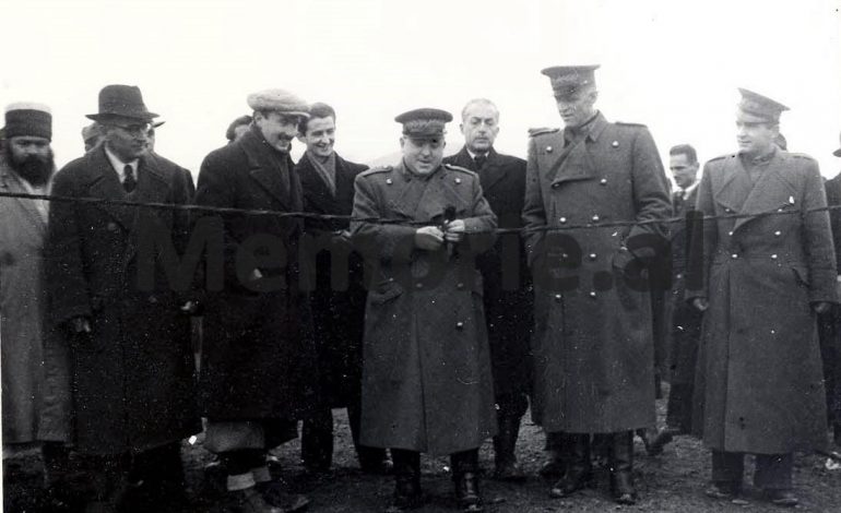 DOSSIER/ Dosja sekrete: Bashkëpunëtori ‘Lauruesi’ e pyeti Tukun; a ka shenja për rehabilitimin e Koci Xoxes…