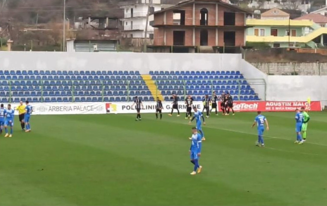 LIVE/ Superiore: Mbyllet ndeshja Laçi-Kukësi. Rezultati 3-0