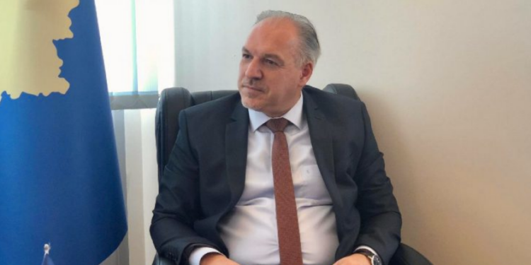 TAKIMI ME HOMOLOGUN MAQEDONAS MILEVSKI/ Ministri i Albin Kurtit habit me deklaratën, fillon e flet serbisht