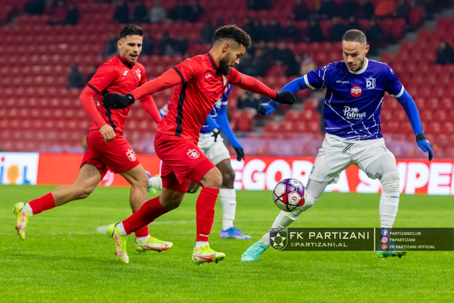 LIVE/ Kupa e Shqipërisë: Mbyllet ndeshja derbi Partizani-Dinamo. Rezultati 1-0