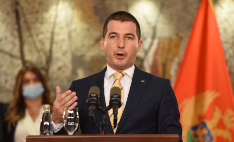 TRE DITË PAS MOCIONIT TË MOSBESIMIT/ Shkarkohet kryetari i Kuvendit të Malit të Zi