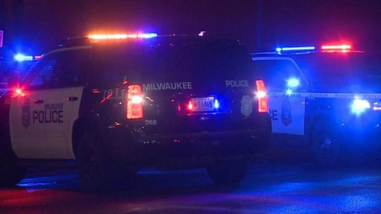 E RËNDË NË SHBA/ Të shtëna me armë në një shkollë të mesme në Milwaukee, 5 adoleshente të plagosura