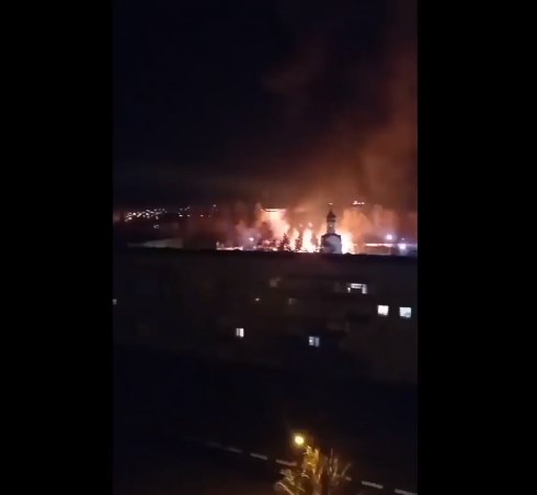 DITA E DYTË E LUFTËS/ Ja momenti kur ushtria ukrainase përplaset me forcat ruse në qytetin e Sumyt (VIDEO)