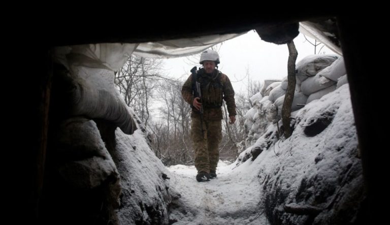 PRAG LUFTE/ Kontrollohen nga separatistët, Rusia miraton rezolutë për njohjen e territoreve në Donbas