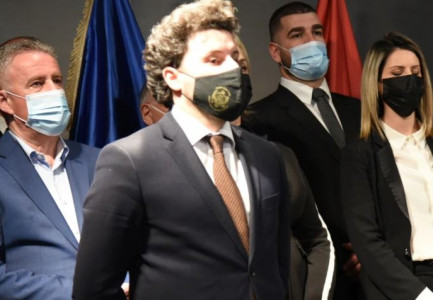 RRËZOHET QEVERIA E MALIT TË ZI/ A do të bëhet Dritan Abazoviç kryeministër?