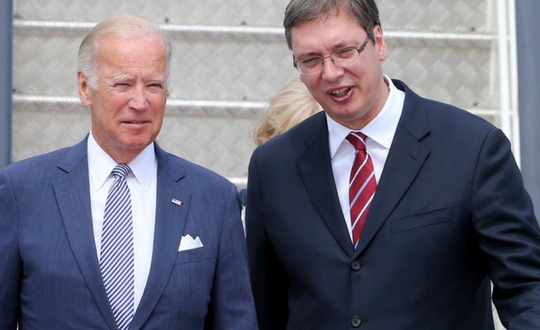“EUROPA NUK ËSHTË E PLOTË PA…”/ Biden letër Vuçiç: Rruga drejt BE-së varet nga progresi i dialogut me Kosovën