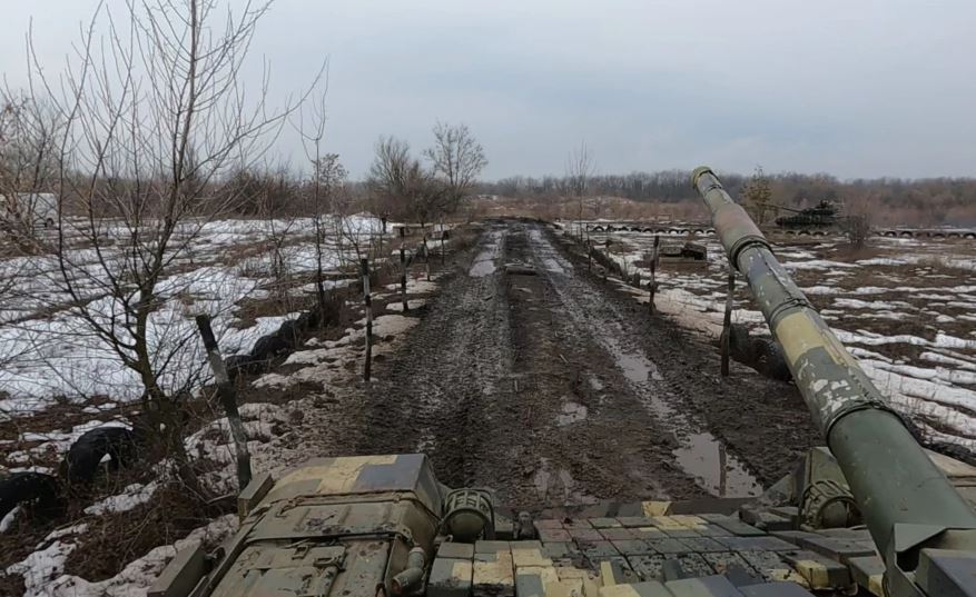 PRAG LUFTE/ Britania shton mbështetjen ndaj Ukrainës, i ofron ndihmë vdekjeprurëse ushtarake