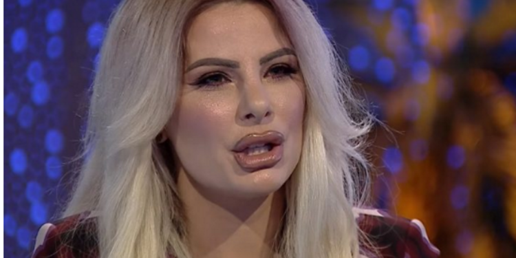“A E DI KUSH ËSHTË BABI I FËMIJËS”/ Deputetja shqiptare ‘rrëfehet’ si asnjëherë më parë