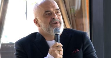 “ZOTI E KA BËRË DIBRËN…”/ Rama nuk kursen batutat me dibranët: Mos na prishni punë më 6 mars, se…
