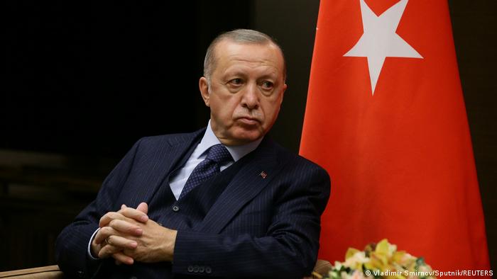 ZBARDHEN NEGOCIATAT MES ERDOGAN DHE PUTIN/ A ka shanse ndërmjetësimi mes Rusisë dhe Perendimit?
