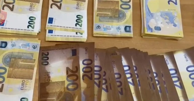 SEKUESTROHEN 1.7 MILIONË EURO FALSE NË RINAS/ Pranga 53-vjeçarit nga Kameruni, zbulohet intinerari