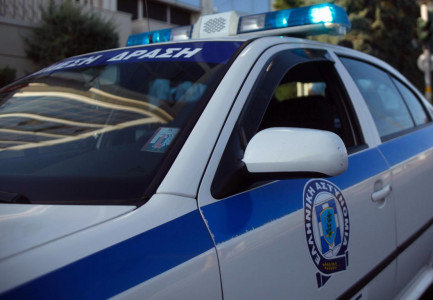 GODITET BANDA E GRABITËSVE SHQIPTARË NË GREQI/ Kreu i grupit detyroi anëtarin të vetëvritej për borxhin