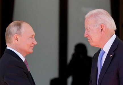 “DRITARJA E DIPLOMACISË PO MBYLLET…”/ Politikanët botërore skeptikë për takimin Putin-Biden: Shenjat për “stuhi” vazhdojnë