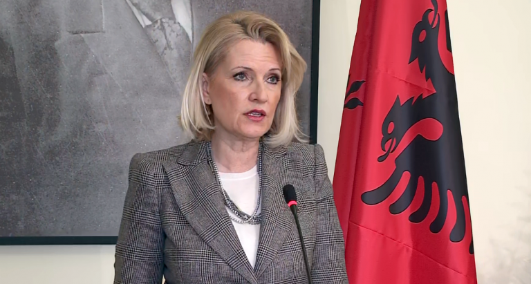 LUFTA NË UKRAINË/ Shqipëria thirrje Rusisë: Tërhiqu nga rruga agresionit. Në rrezik paqja e siguria në botë