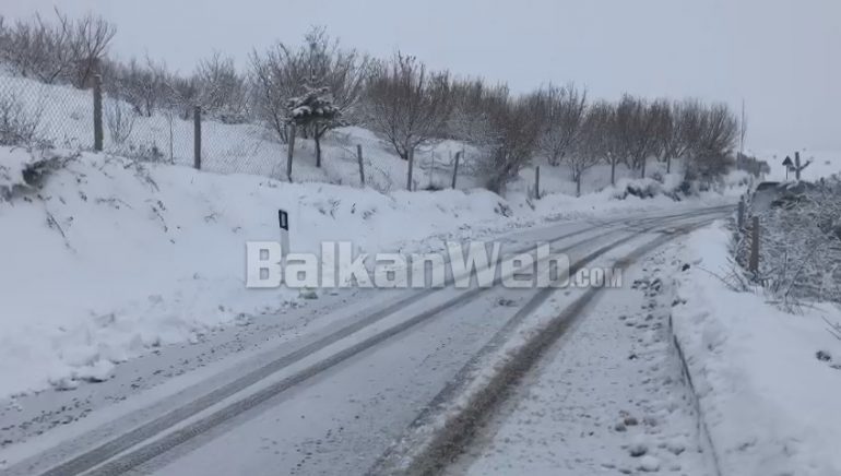 RESHJET E DEBORES NE KORCE/ Trashësia deri në 15 cm, Dardha kalohet vetëm me zinxhirë