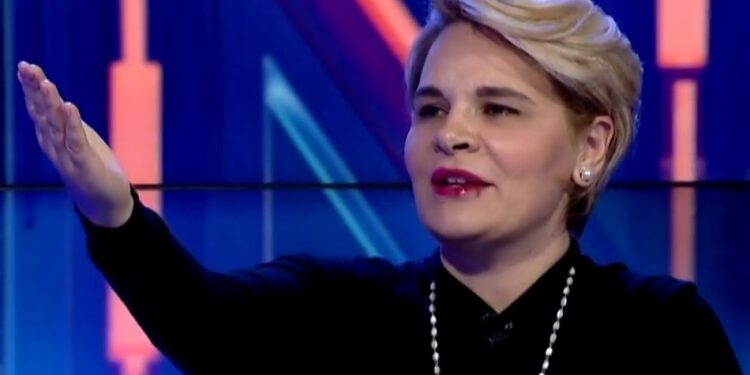 “NUK ËSHTË TURP TË KOMUNIKOSH ME BERISHËN”/ Kryemadhi: Treçereku i Shqipërisë është NON GRATA