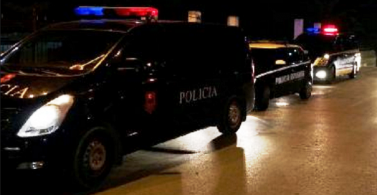 MEGAOPERACIONI NË ELBASAN/ Arrestohen 11 punonjës të burgjeve, jepen edhe 9 urdhra ndalimi për të burgosurit “VIP” (EMRAT)