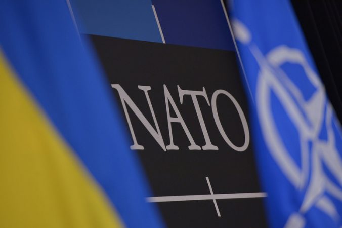 FRIKË PËR LUFTË NË EUROPË? NATO merr masa të forta dhe shton mbrojtjen në Lindje. 100 avionë luftarakë në...