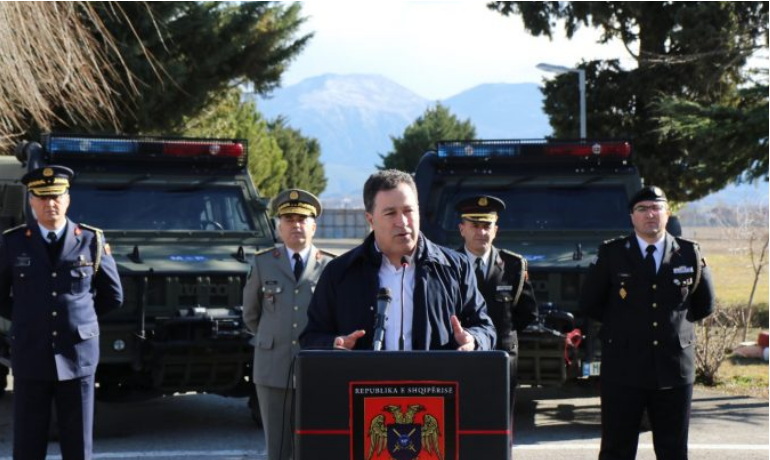 MERR DETYRËN KOMANDANTI I POLICISË USHTARAKE/ Peleshi: Të shtojmë përgjegjësitë si aleatë të NATO-s