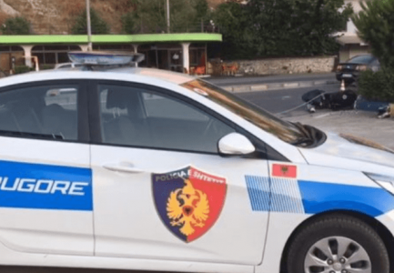 E RËNDË/ Prej tetë ditësh ishte shpallur i humbur, nëna gjen të birin të pajetë në banesë