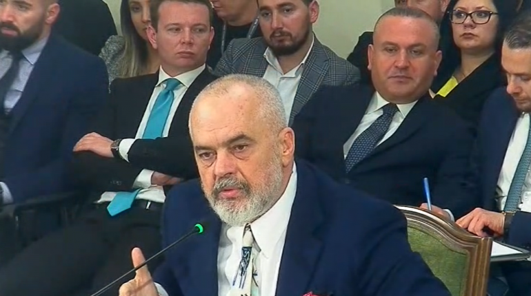 “ATA QE JANE NE KERKIM NUK I NJOH”/ Këlliçi i nxjerr videon me Stela Gugalljan, Rama: Për ata që më rrinë 3 metra mbrapa…