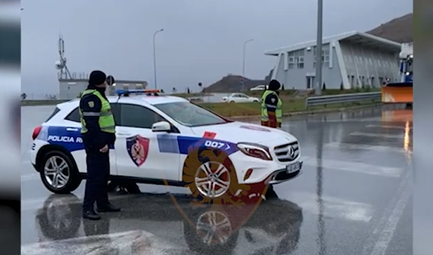 E PËSOJNË KEQ SHOFERËT NË FIER E VLORË/ “Rrugorja” merr masat, 12 në pranga, pezullohen 43 patenta