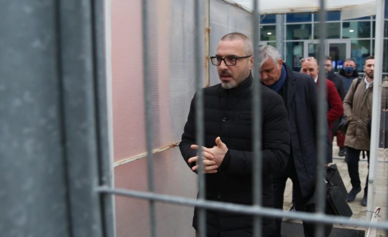 FAKTE, PROVA, DËSHMI DHE MOHIM AKUZASH/ SPAK kërkoi 12 vite burg, çfarë ndodhi dje në seancën ndaj Saimir Tahirit