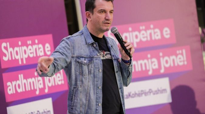 ZGJEDHJET E PJESSHME/ Veliaj në Vorë: Luli dhe Saliu e duan votën për t’i ulur kokën njëri-tjetrit